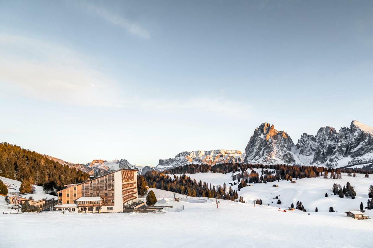 Sporthotel Sonne Alpe Di Siusi Exterior foto